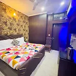 Blu Moon Inn